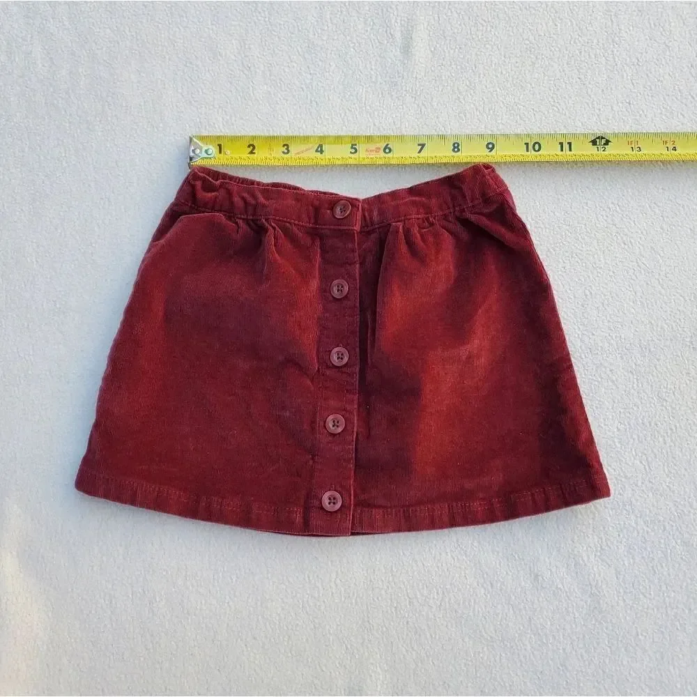 Girls 2 tops and skirt bundle Size 4-5